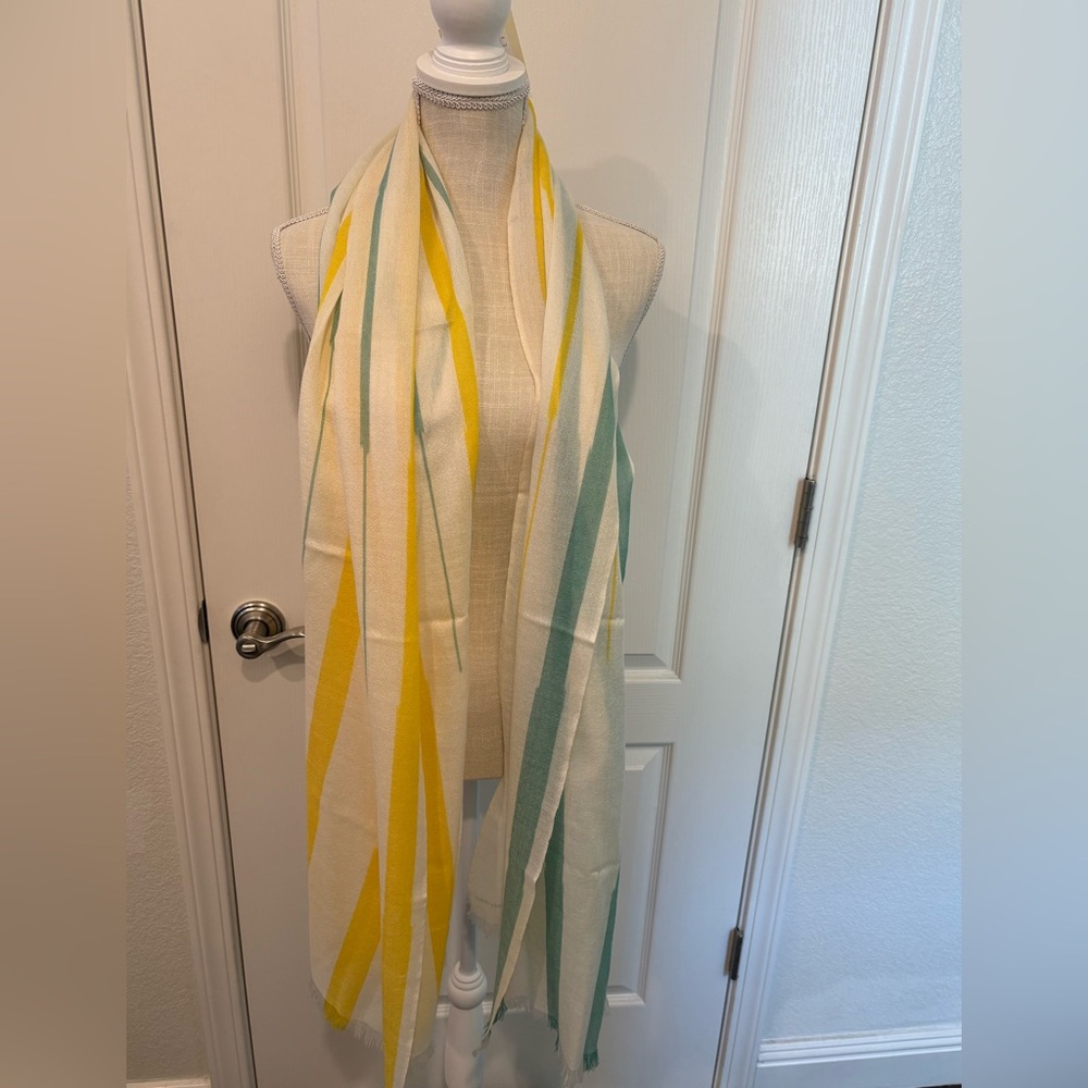 NWT Hermes Yellow and Green  cashmere bamboo striped Scarf